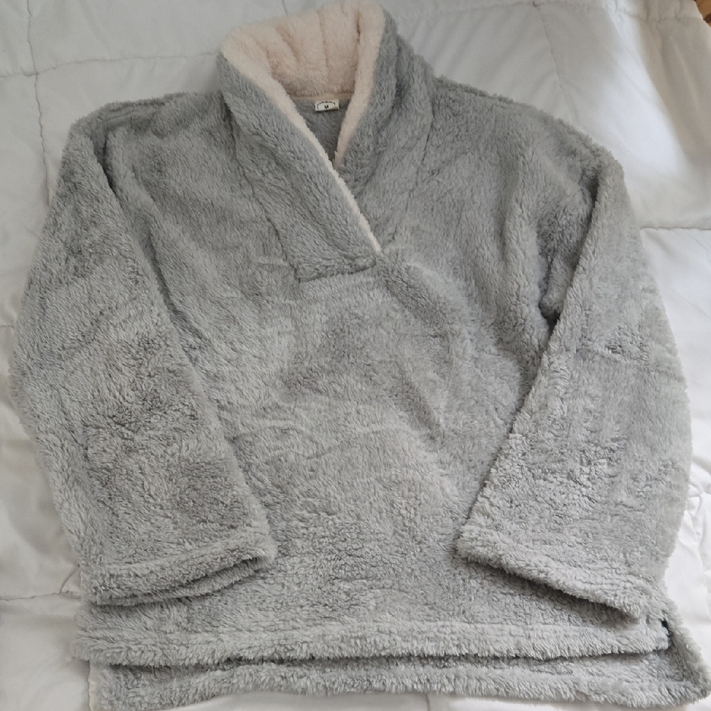 Cozy Gray and Cream Fleece Pullover